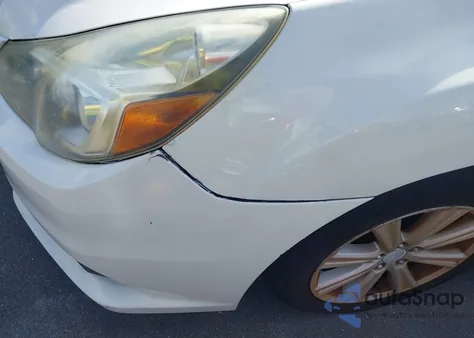 2013 Subaru Legacy 2.5I Premium из США, поврежденный, VIN 4S3BMCG68D3044132